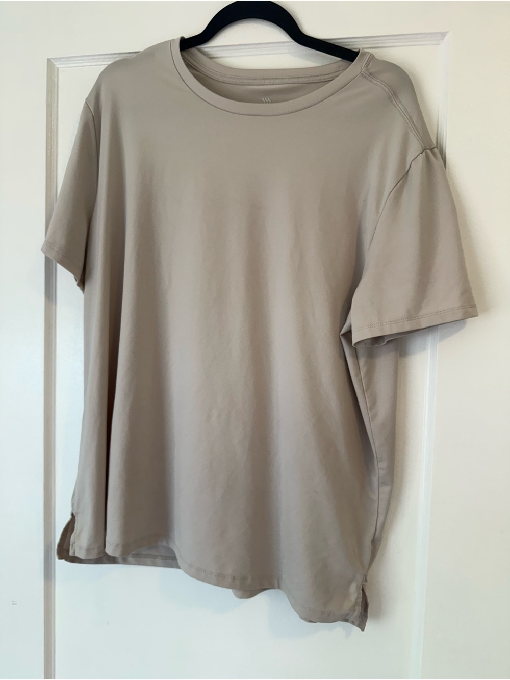 all in motion Men's Short-Sleeve Crewneck athletic Tee in Light Taupe